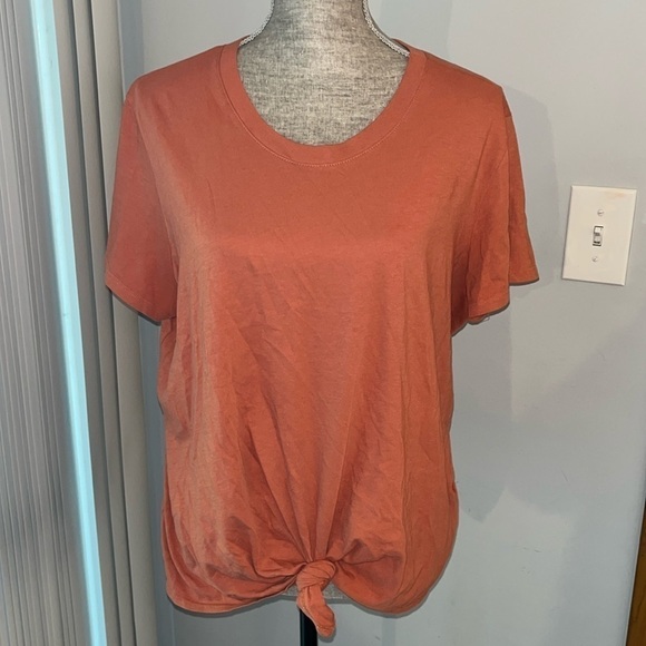 Madewell size Extra Large Knot-Front Tee peachy color - Picture 1 of 7
